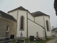Die Pfarrkirche des Heiligen Johannes des Täufers in Trumau von Nordosten