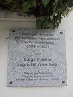 Inschrift über die Generalsanierung der Pfarrkirche des Heiligen Johannes des Täufers in Trumau